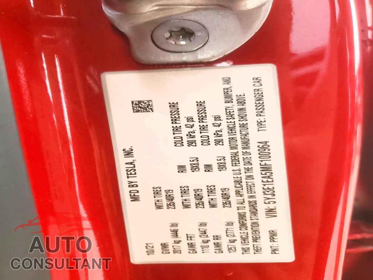 TESLA MODEL 3 2021 - 5YJ3E1EA5MF100964
