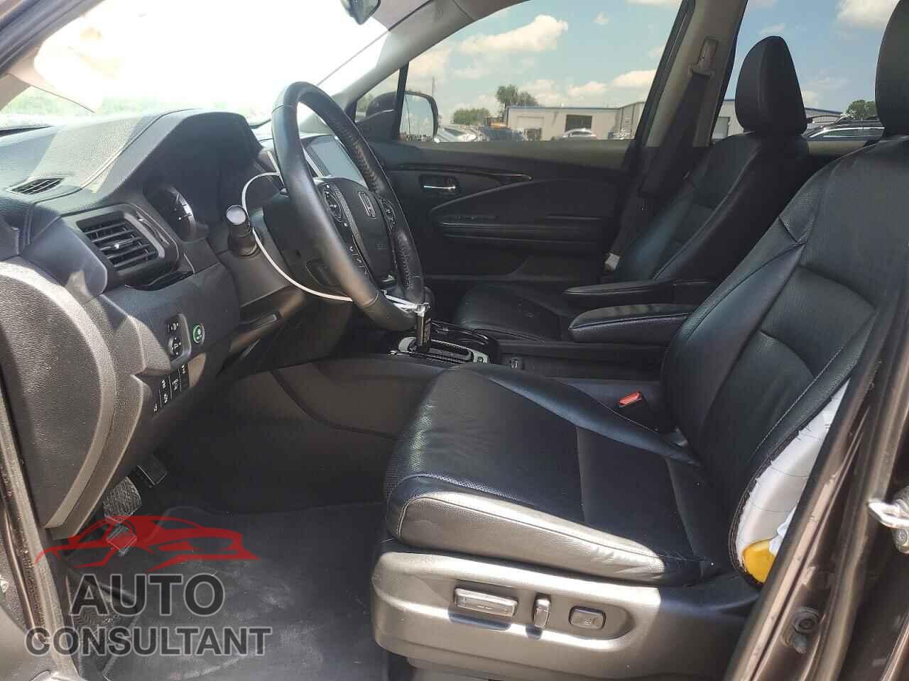 HONDA RIDGELINE 2018 - 5FPYK3F72JB007643