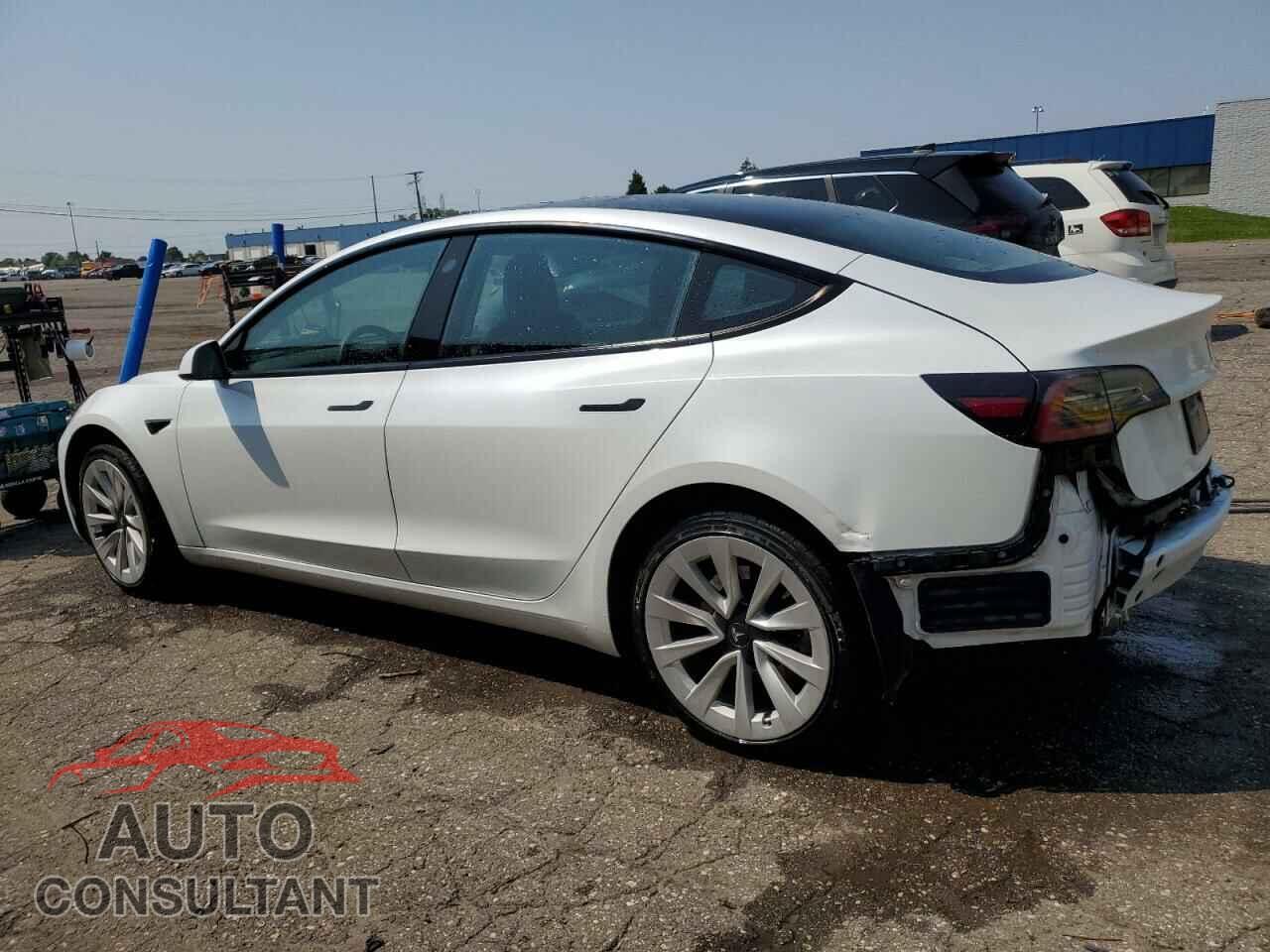 TESLA MODEL 3 2022 - 5YJ3E1EA8NF286873
