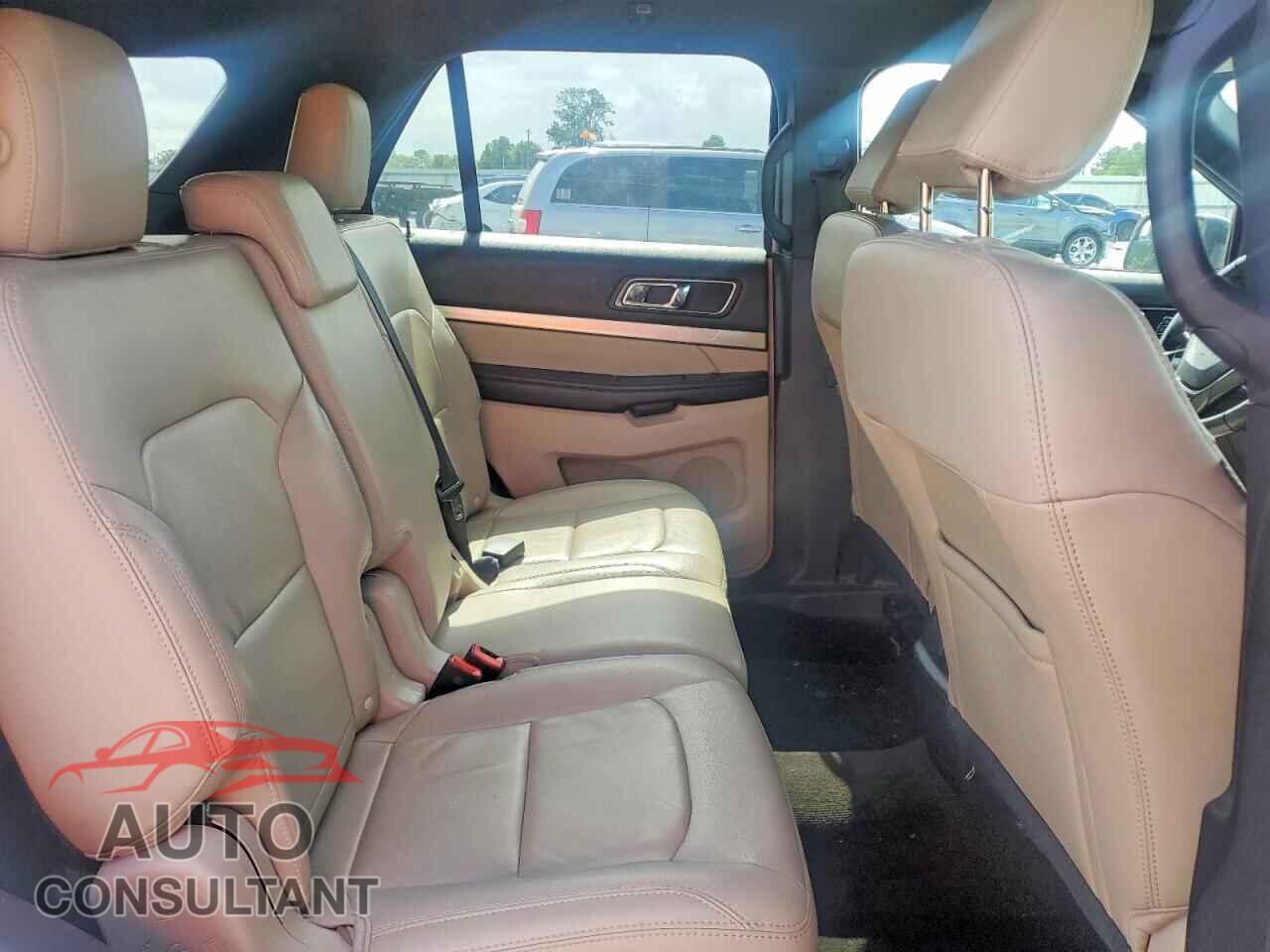 FORD EXPLORER 2018 - 1FM5K7D83JGB62654