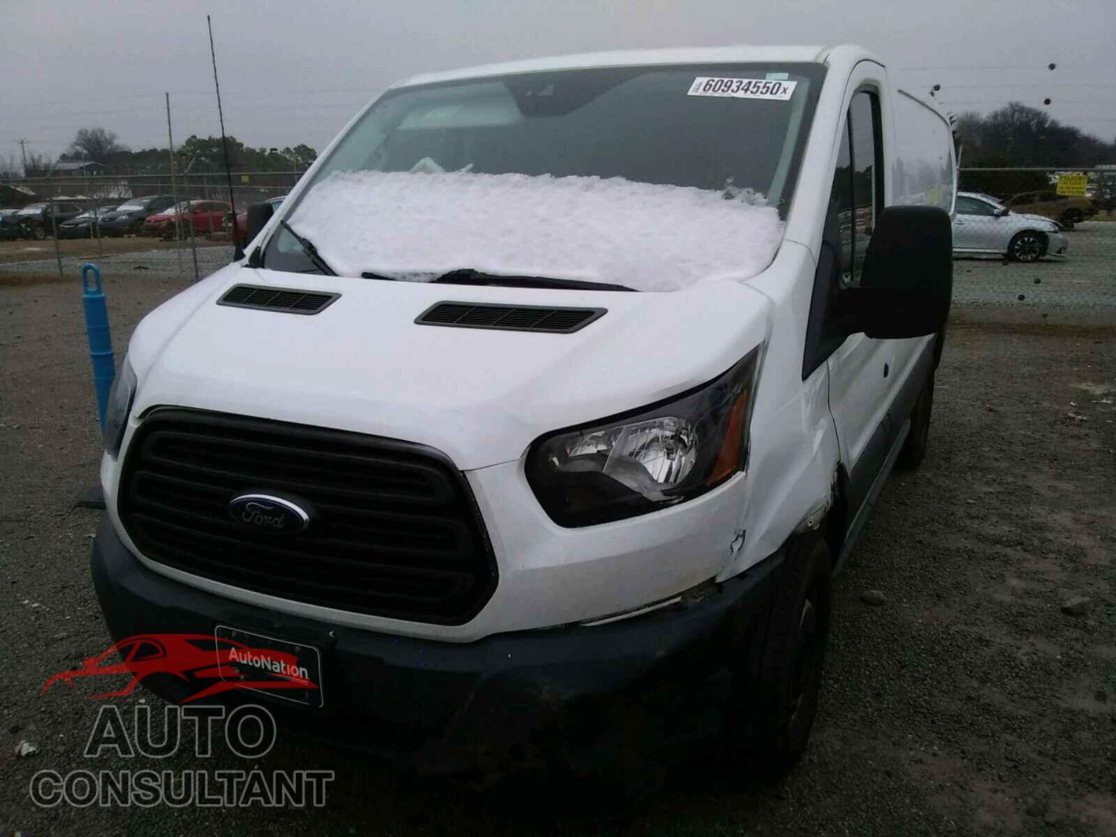 FORD TRANSIT CO 2018 - 1FTYR1YM9JKA60404