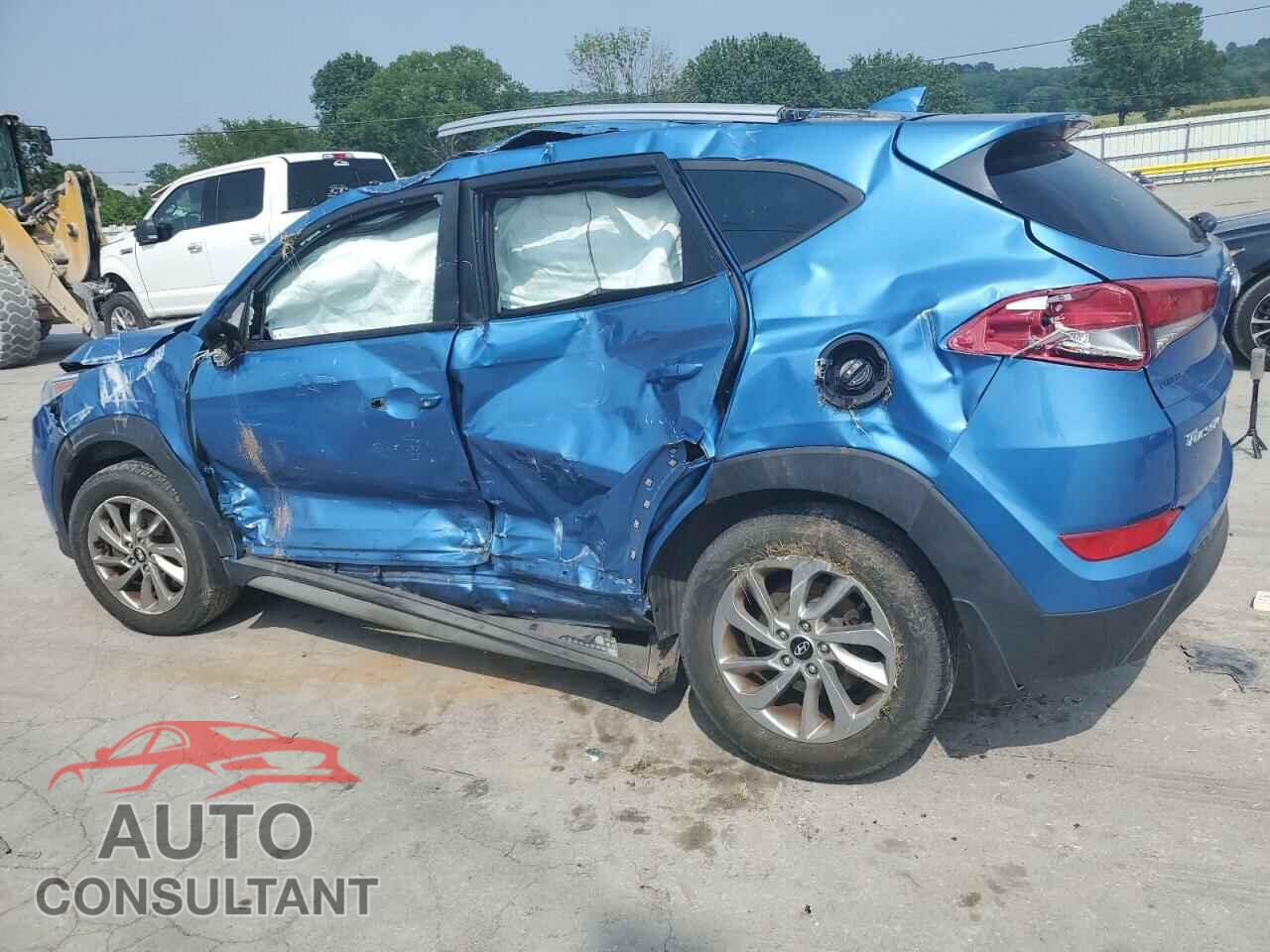 HYUNDAI TUCSON 2018 - KM8J3CA49JU650403