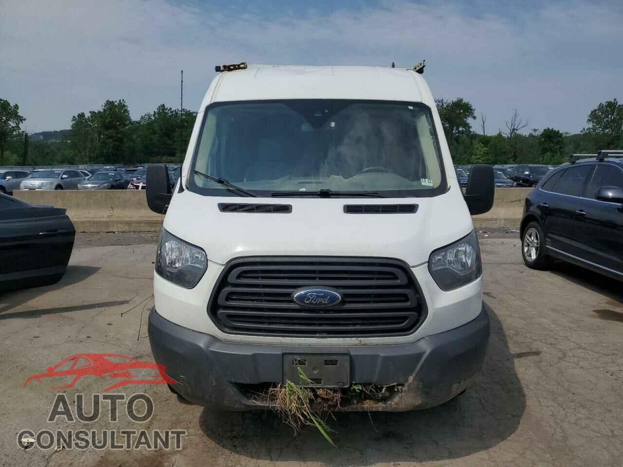 FORD TRANSIT 2017 - 1FTYR2CM4HKB52561