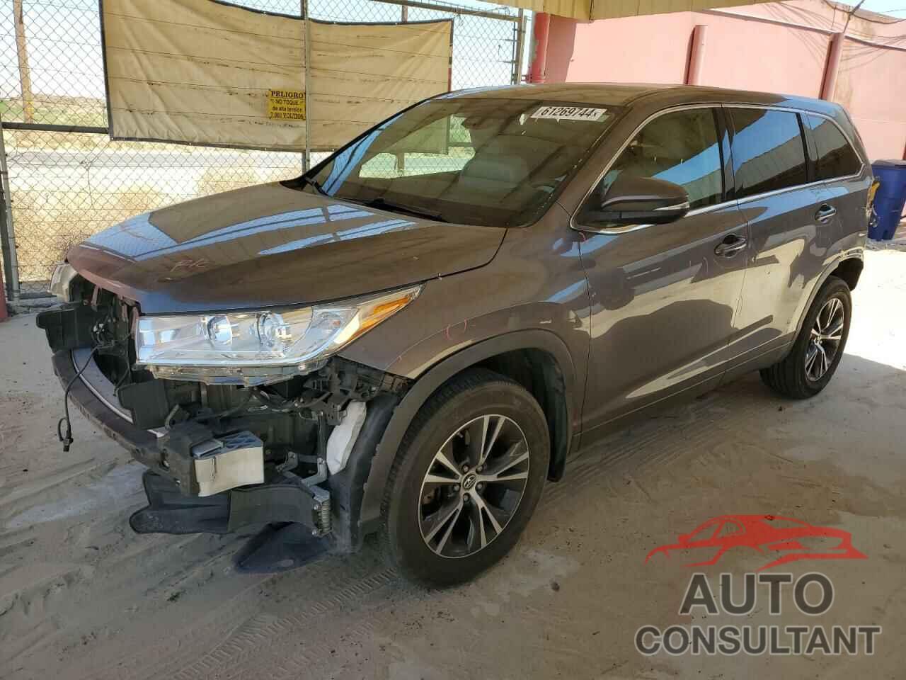 TOYOTA HIGHLANDER 2018 - 5TDBZRFH8JS488645