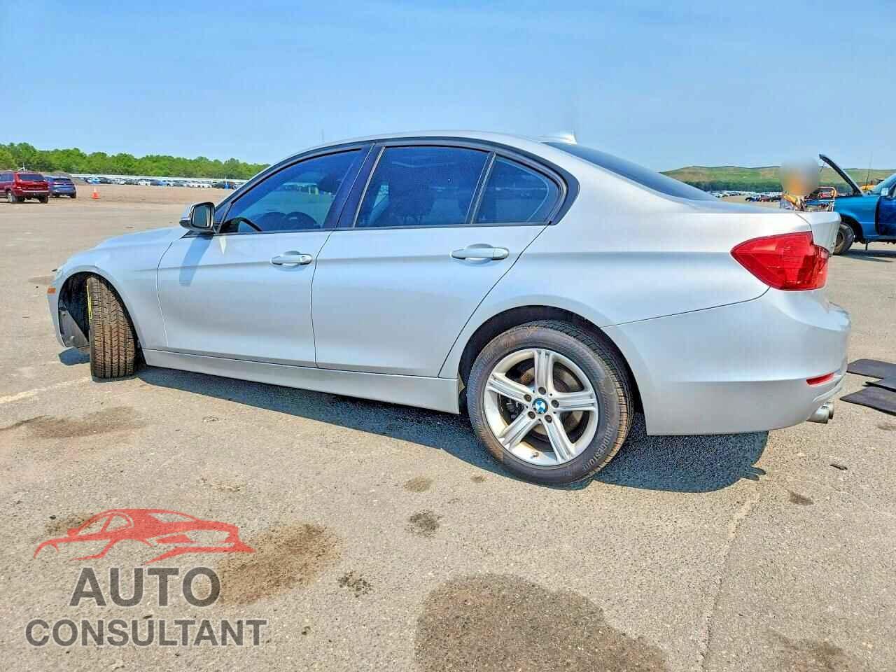 BMW 3 SERIES 2013 - WBA3B3C52DF535864