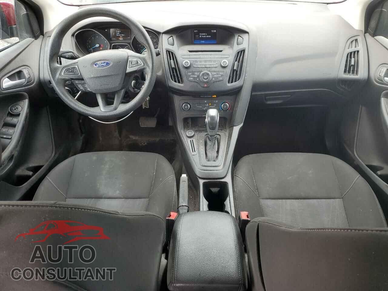 FORD FOCUS 2015 - 1FADP3K22FL211517