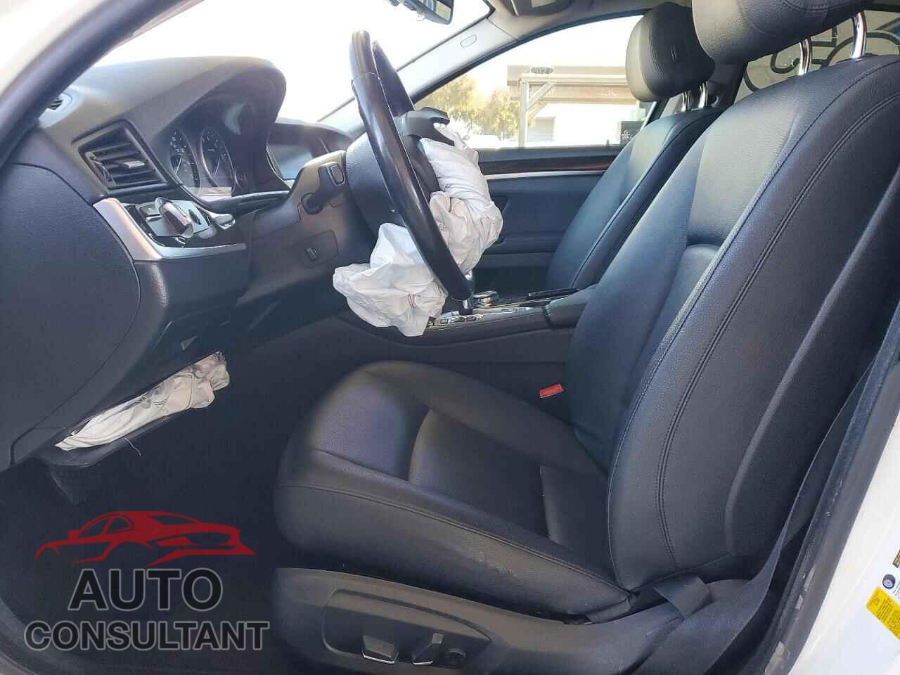 BMW 5 SERIES 2015 - WBA5A5C57FD524154