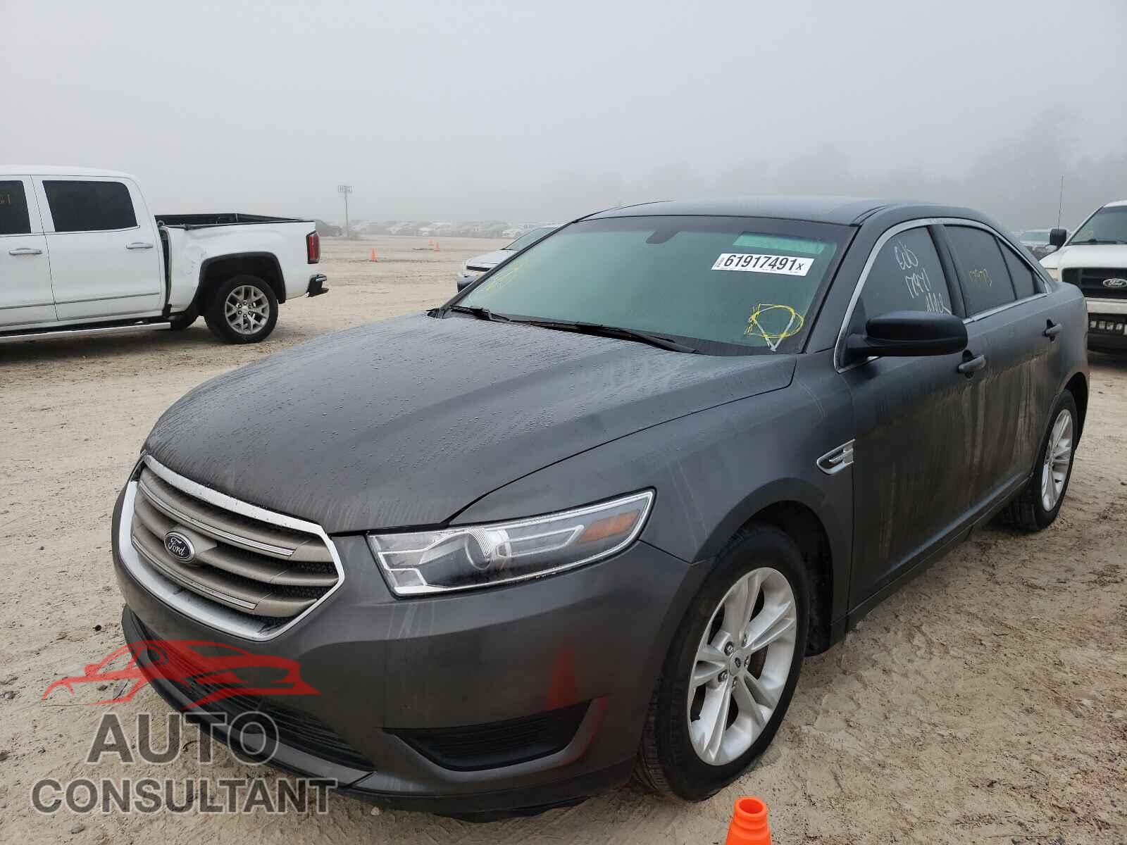 FORD TAURUS 2018 - 1FAHP2D89JG104009