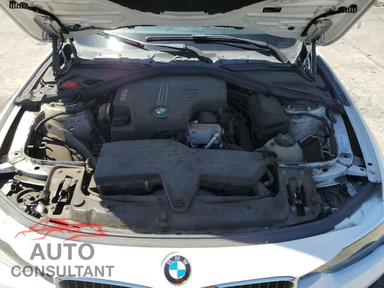 BMW 3 SERIES 2016 - WBA8A9C5XGK615744