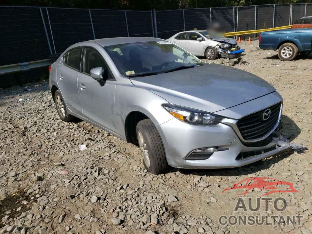 MAZDA 3 2018 - 3MZBN1U72JM179189