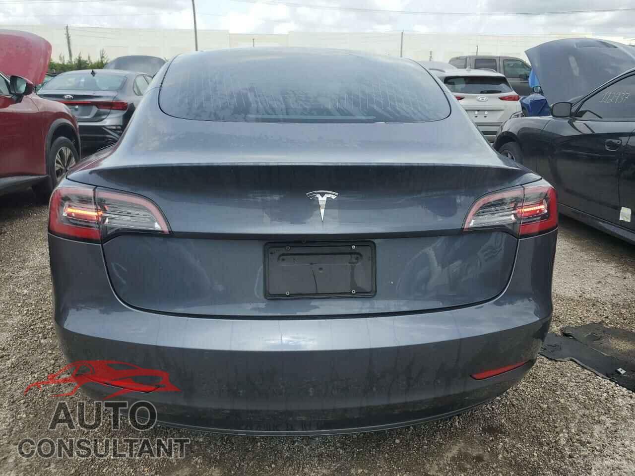 TESLA MODEL 3 2020 - 5YJ3E1EA2LF808443