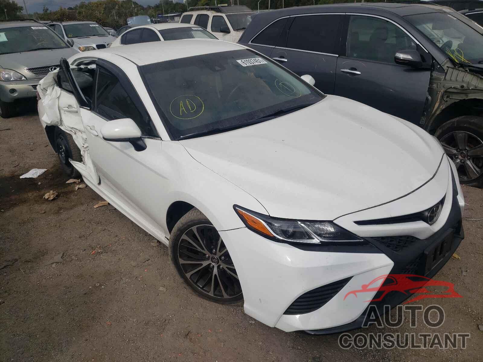 TOYOTA CAMRY 2018 - JTNB11HK1J3024823