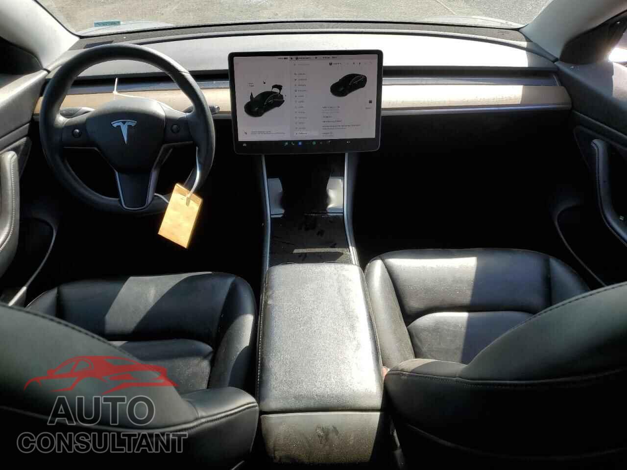 TESLA MODEL 3 2020 - 5YJ3E1EB0LF670457