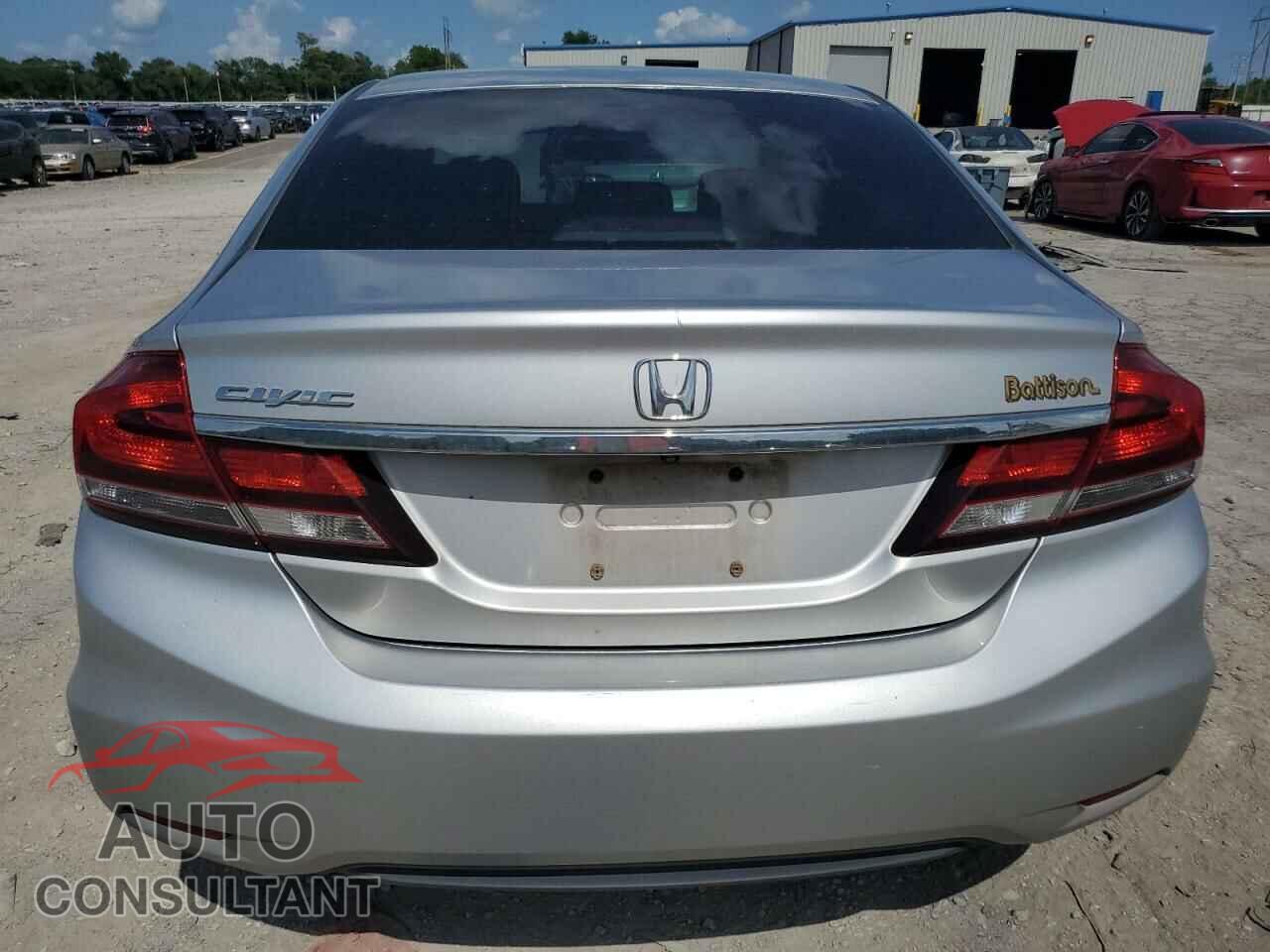 HONDA CIVIC 2015 - 2HGFB2F84FH532144