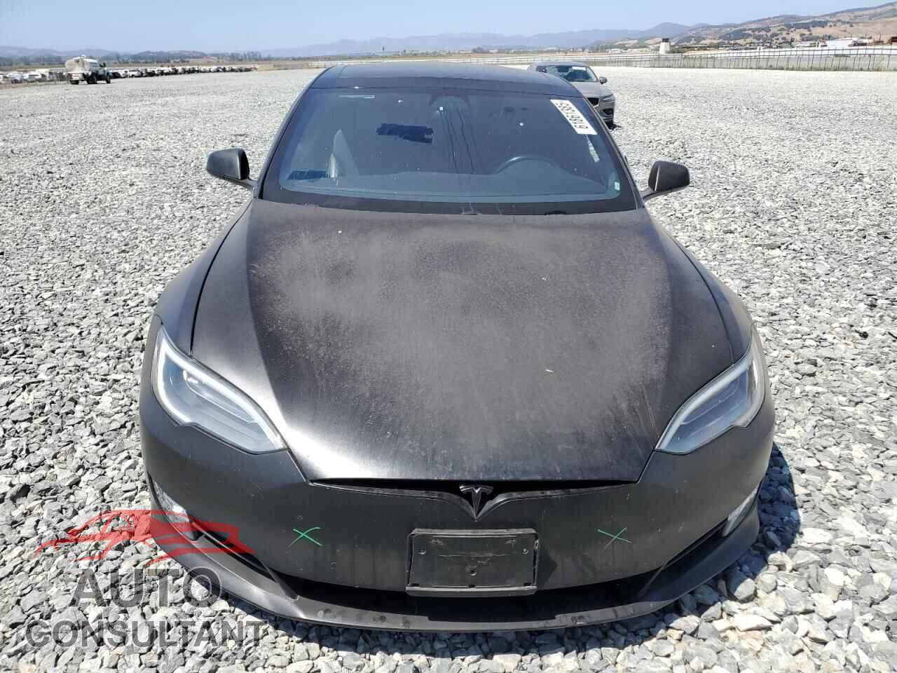TESLA MODEL S 2017 - 5YJSA1E17HF231214