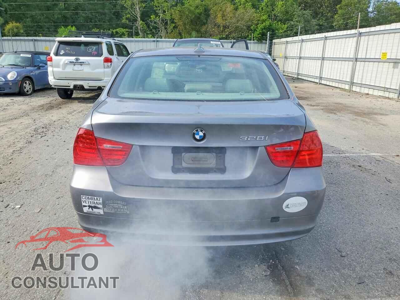BMW 328 I 2010 - WBAPH7C53AA176363