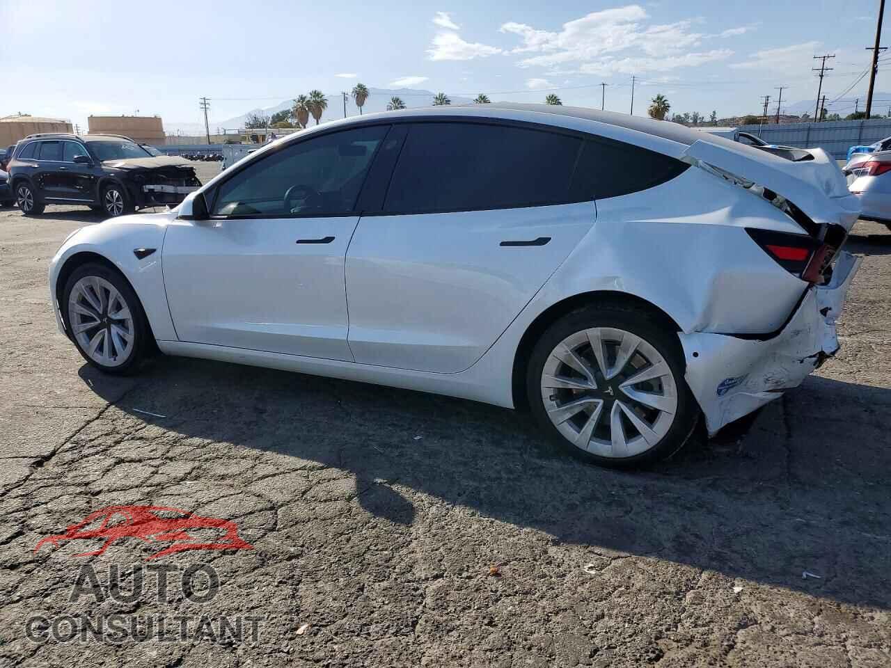 TESLA MODEL 3 2021 - 5YJ3E1EB2MF877465