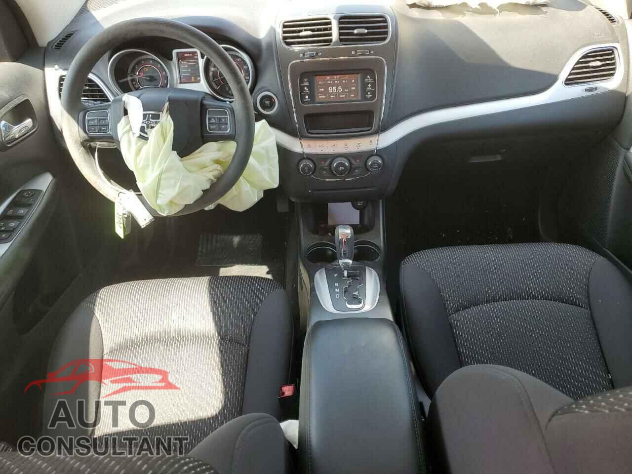 DODGE JOURNEY 2015 - 3C4PDCAB9FT572801