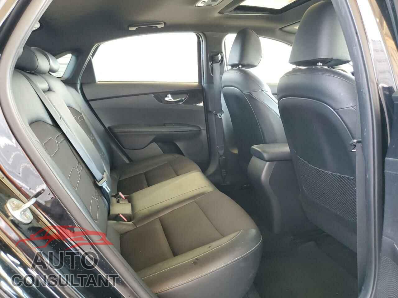 KIA FORTE 2021 - 3KPF34AD2ME273108