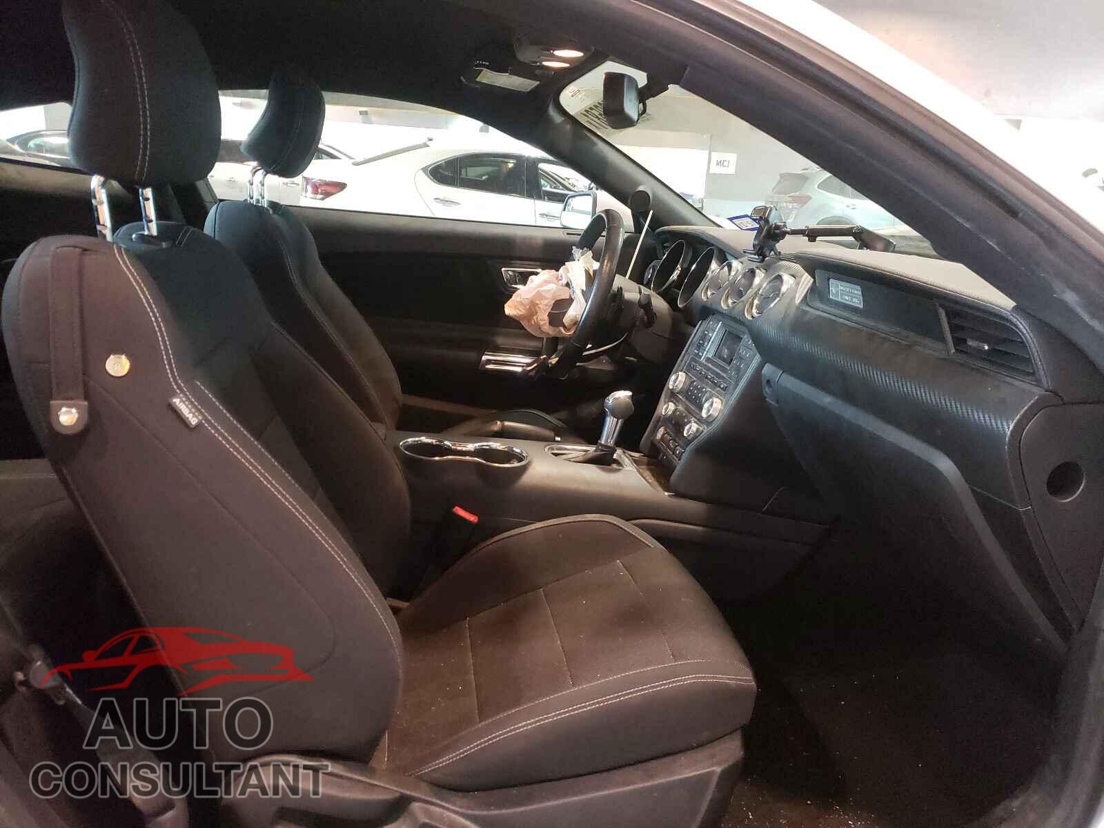 FORD MUSTANG 2016 - 1FA6P8AMXG5246076