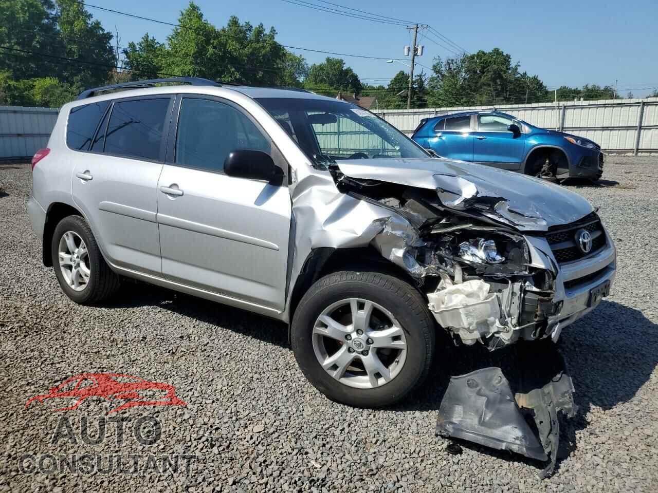 TOYOTA RAV4 2011 - 2T3BF4DV8BW176765