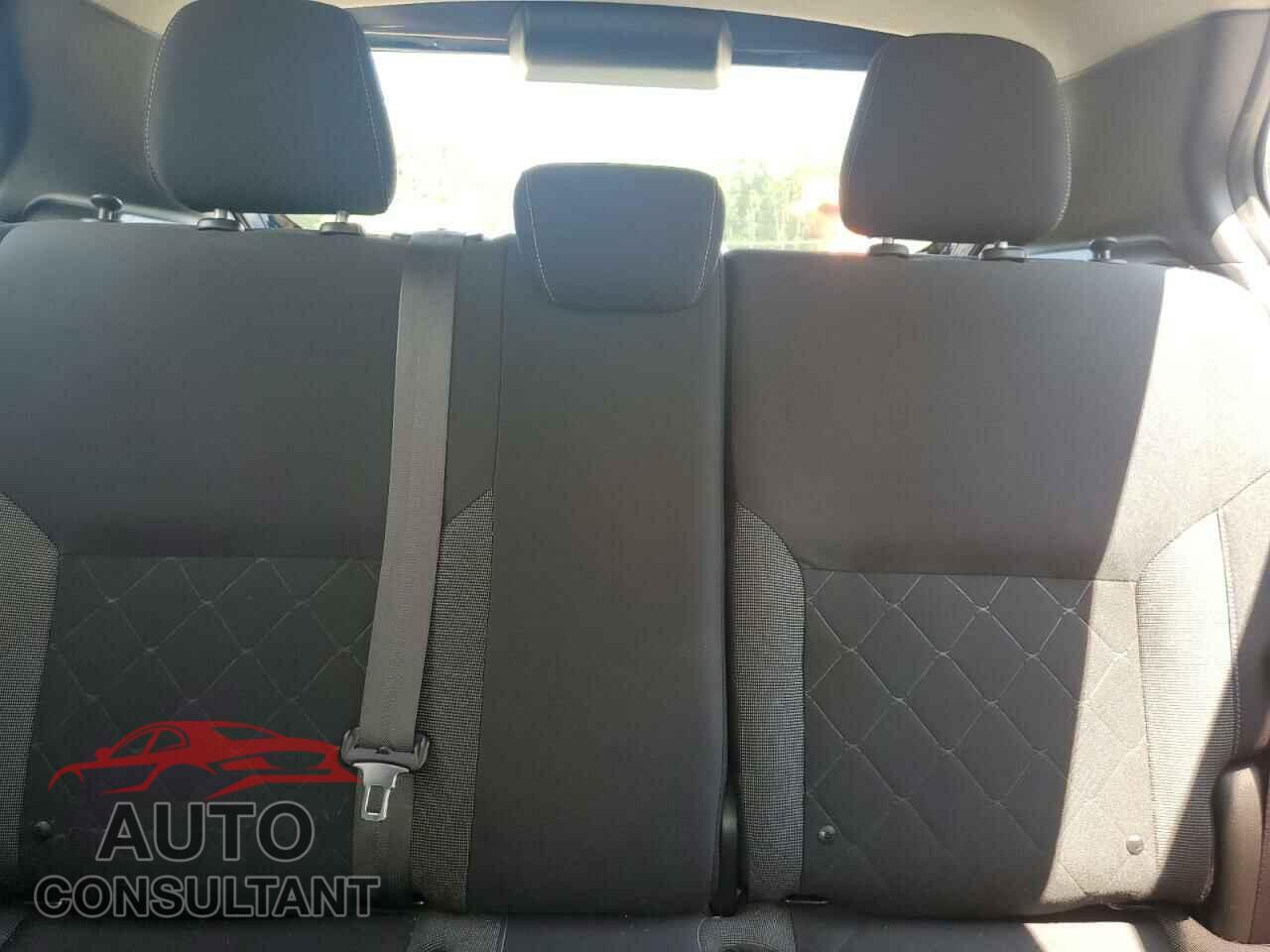 NISSAN KICKS 2019 - 3N1CP5CU3KL537345