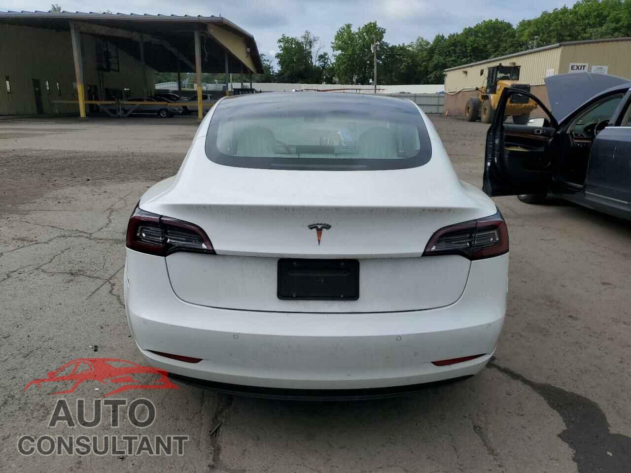 TESLA MODEL 3 2019 - 5YJ3E1EA0KF486822