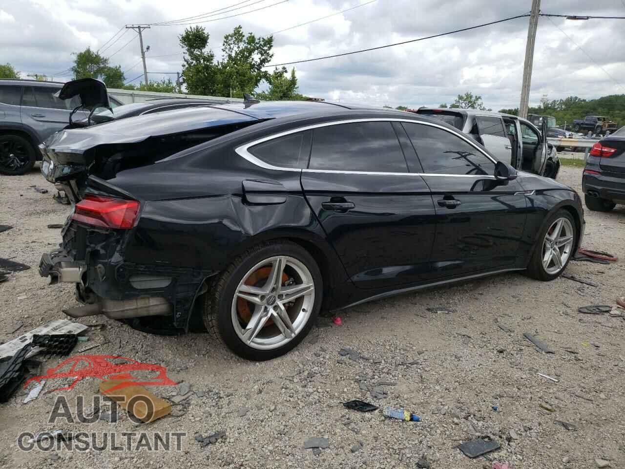 AUDI A5 2021 - WAUDACF57MA008452