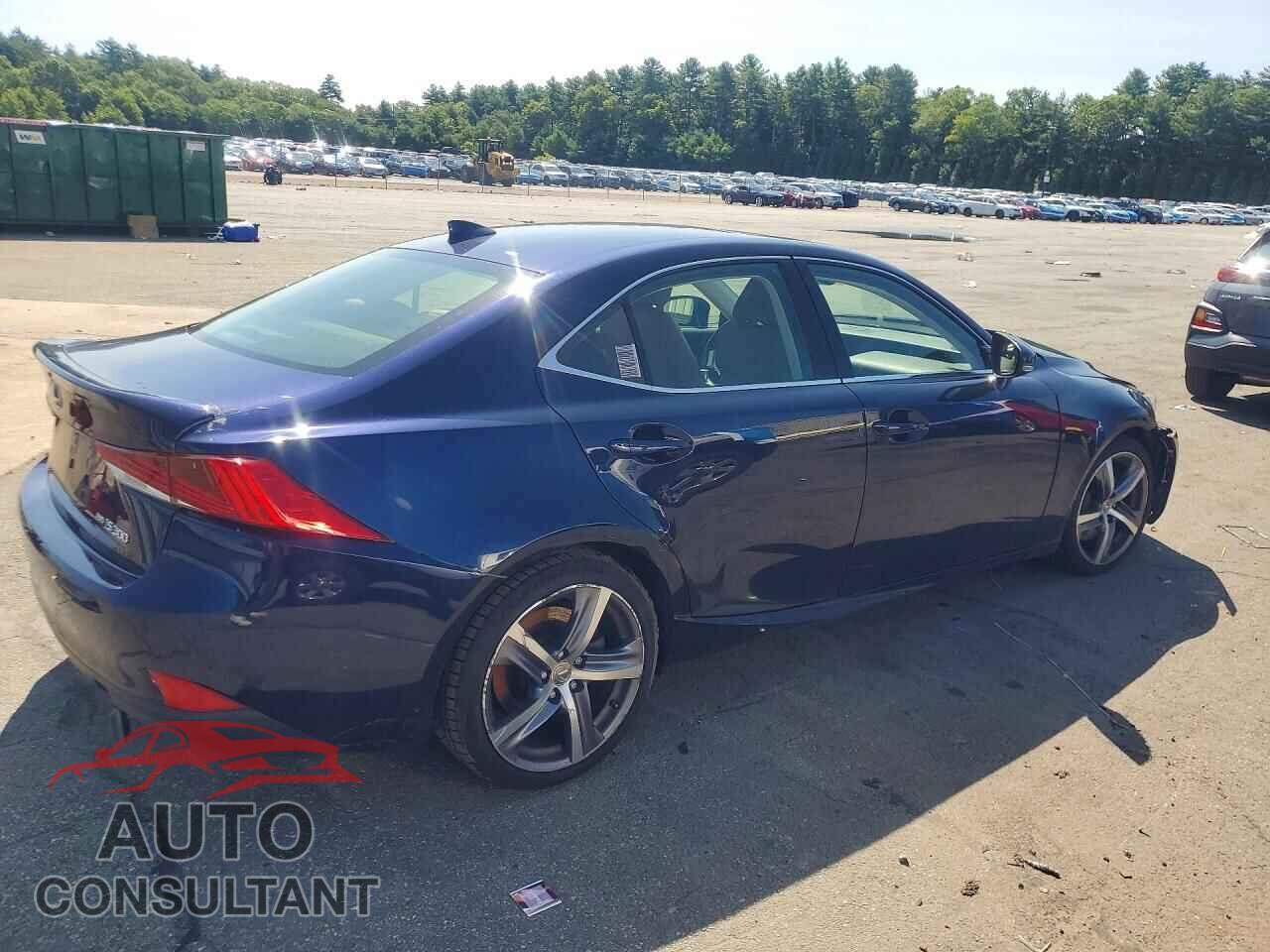 LEXUS IS 2018 - JTHC81D26J5030999