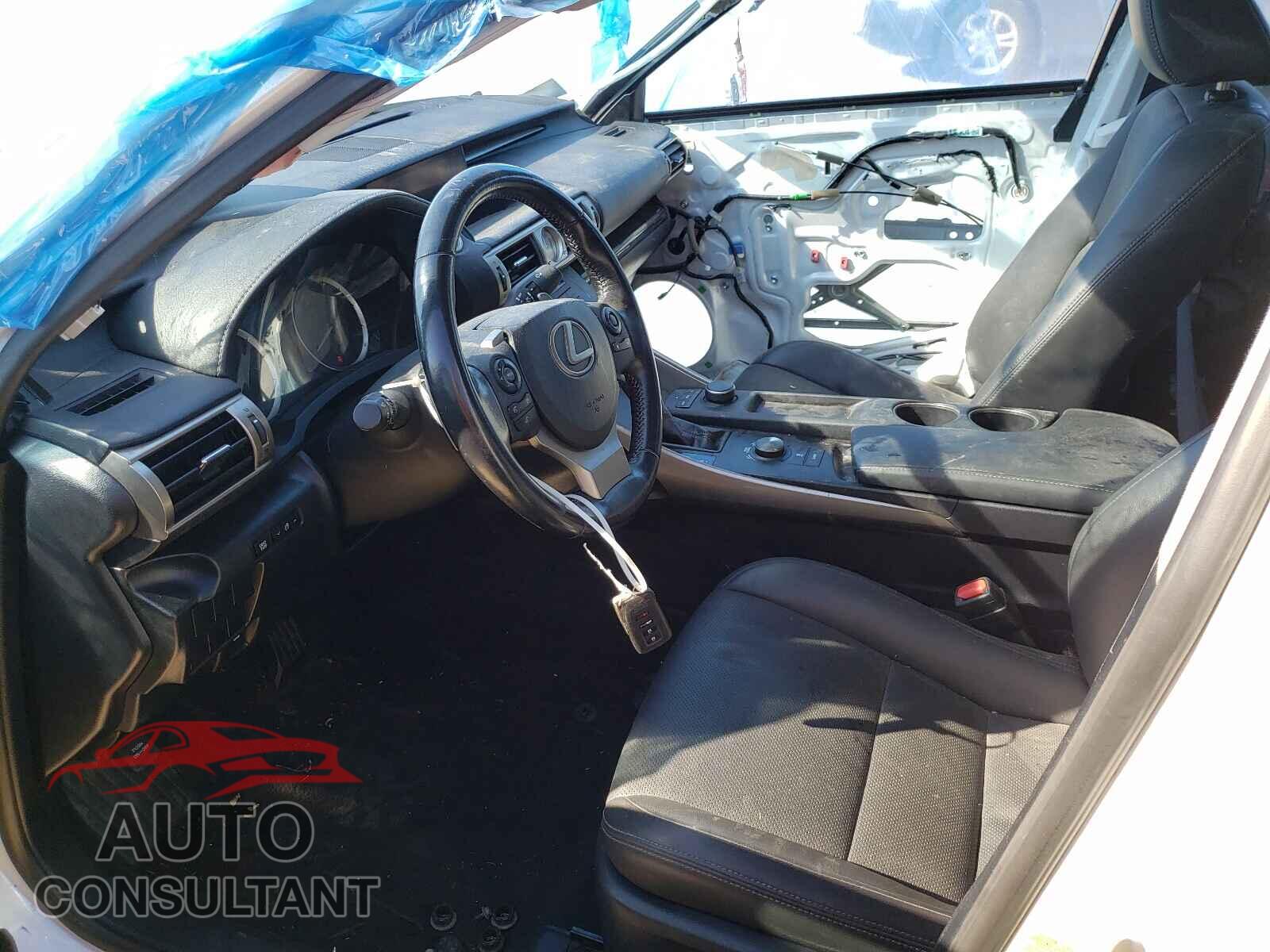 LEXUS IS 2016 - JTHBA1D29G5024770