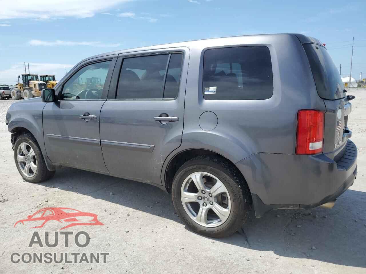 HONDA PILOT 2015 - 5FNYF3H40FB018034