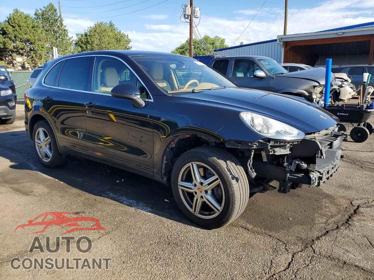 PORSCHE CAYENNE 2016 - WP1AA2A21GKA12166