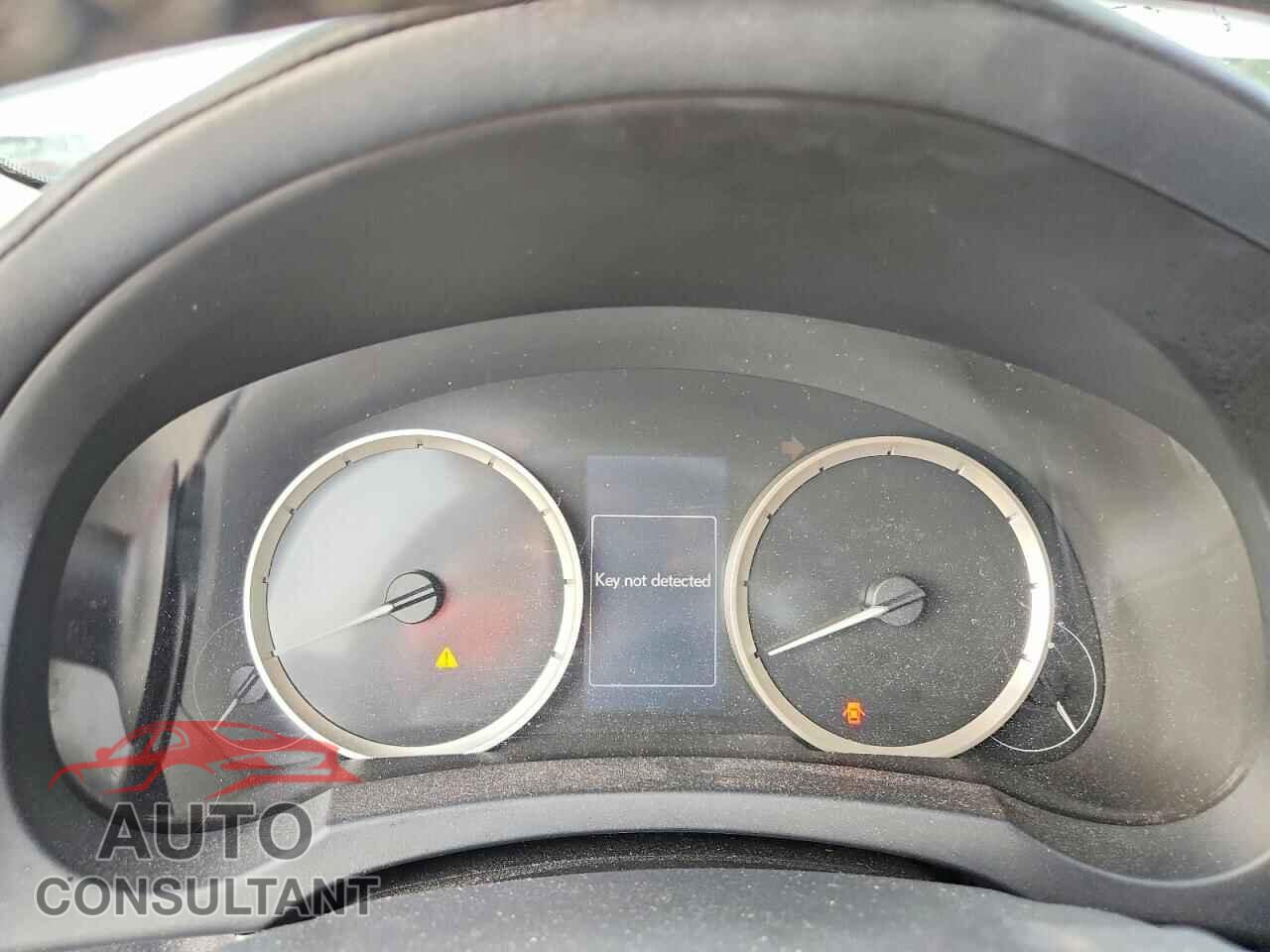 LEXUS IS 2016 - JTHCM1D22G5010656