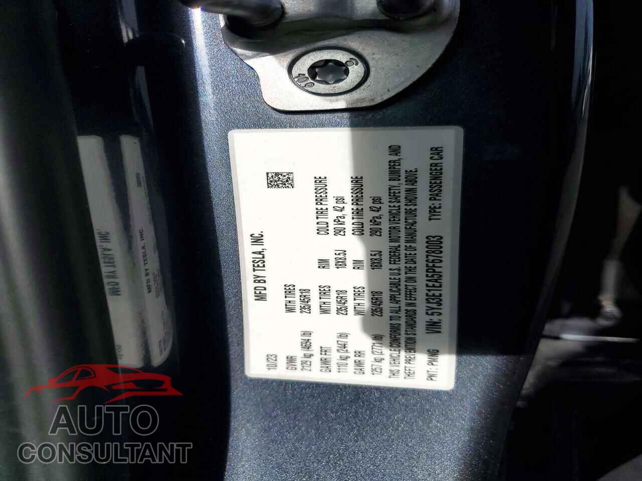 TESLA MODEL 3 2023 - 5YJ3E1EA5PF678003