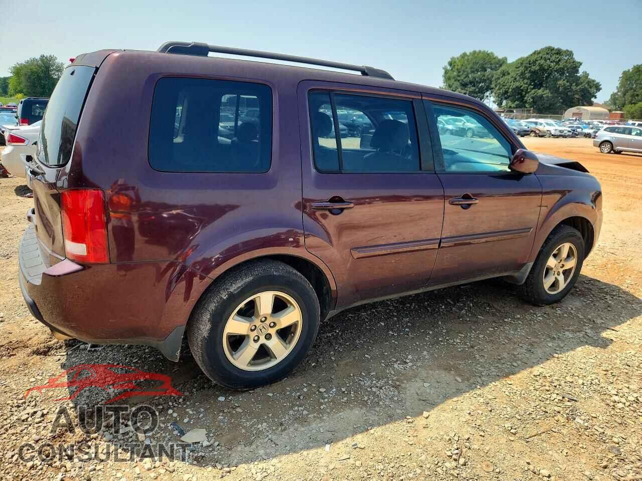 HONDA PILOT 2011 - 5FNYF3H54BB041920