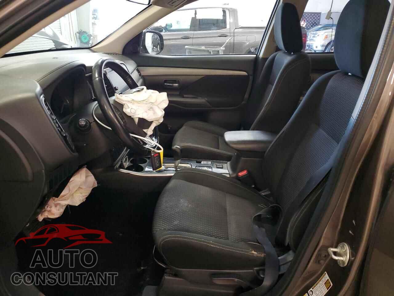 MITSUBISHI OUTLANDER 2017 - JA4AZ3A31HZ034258