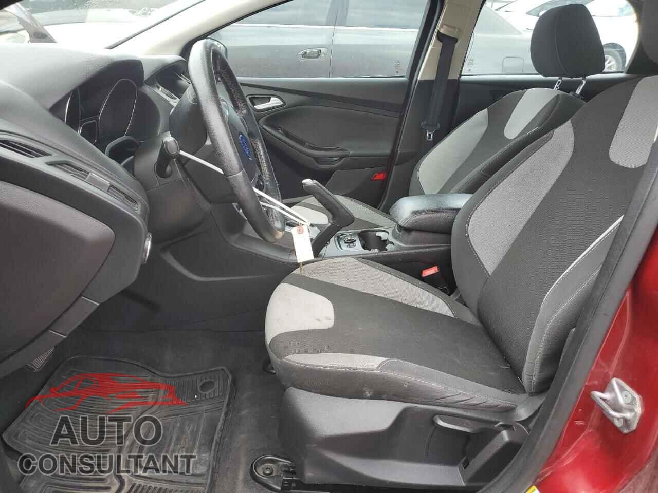 FORD FOCUS 2014 - 1FADP3K2XEL460646