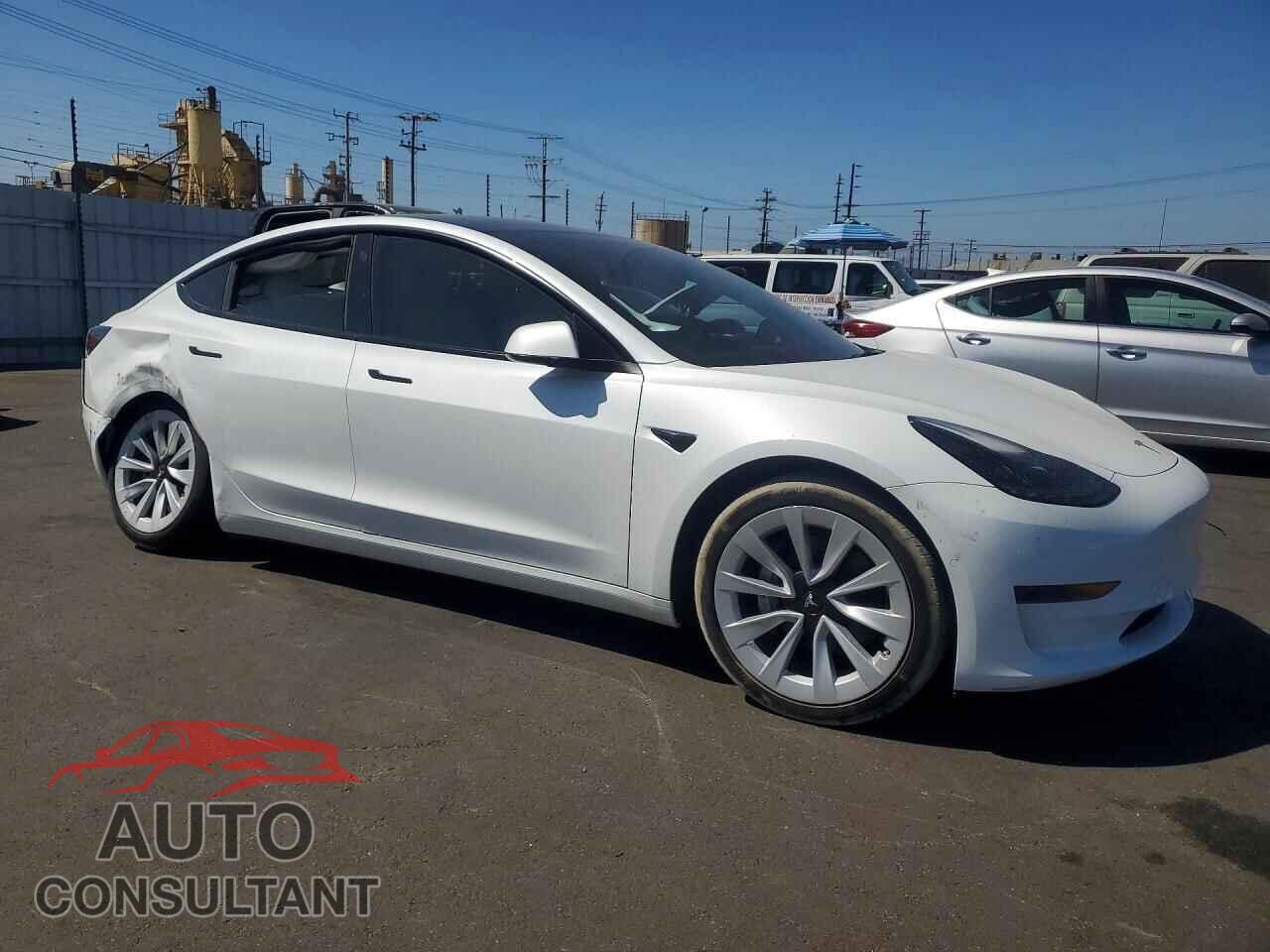 TESLA MODEL 3 2022 - 5YJ3E1EA5NF373582