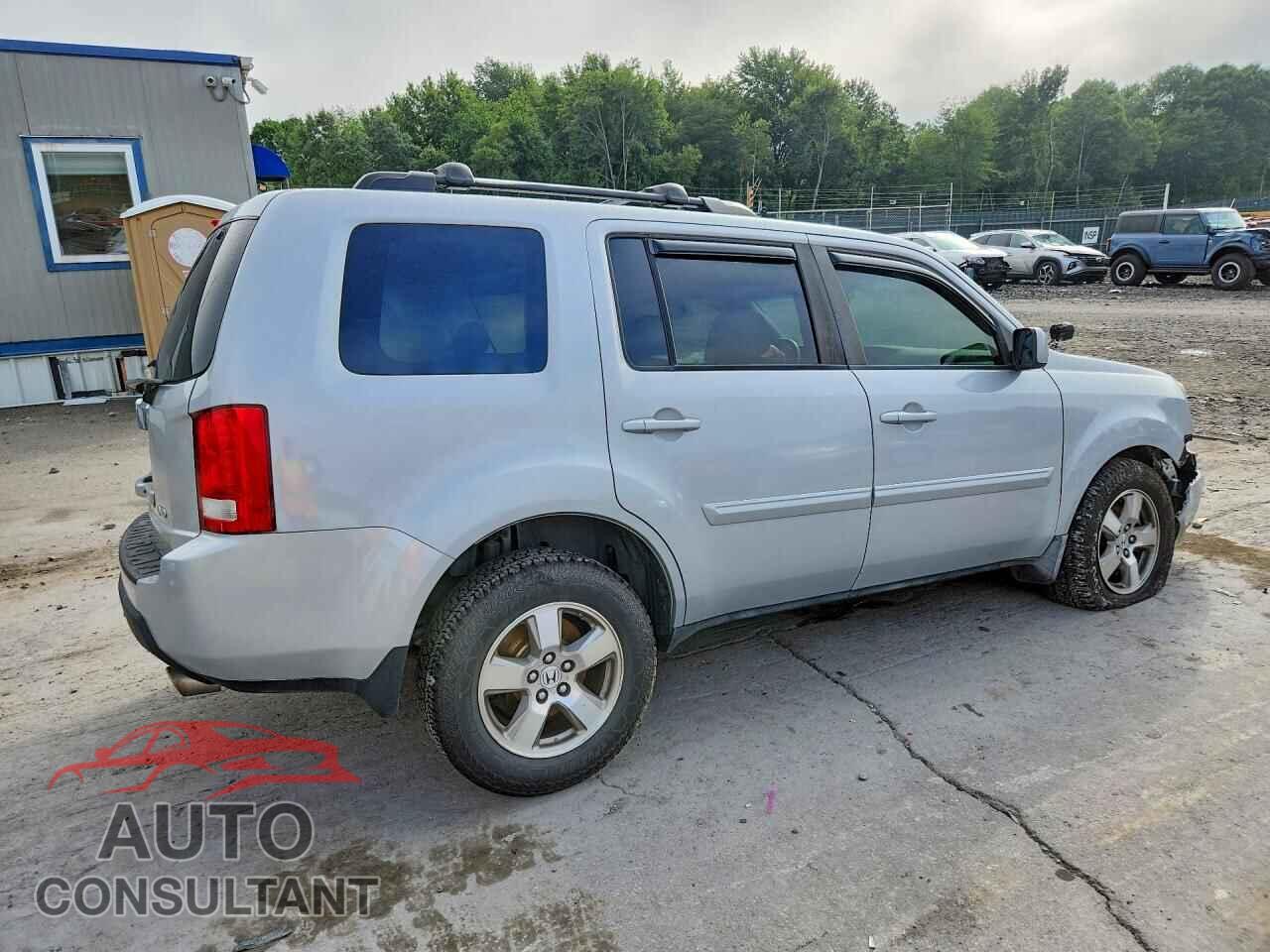 HONDA PILOT 2009 - 5FNYF48589B005356