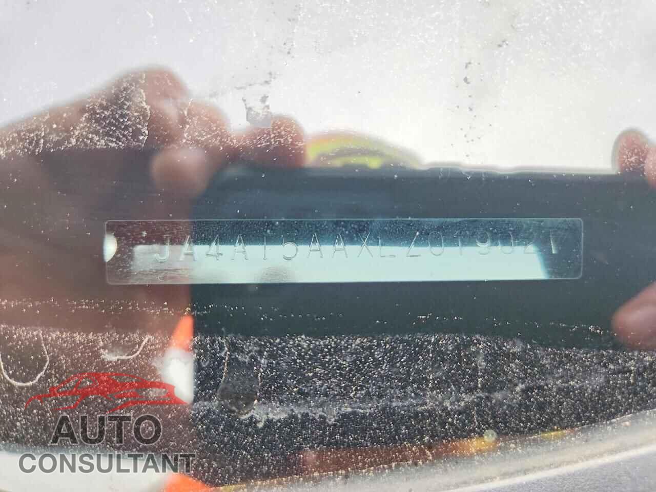 MITSUBISHI ECLIPSE 2020 - JA4AT5AAXLZ019021