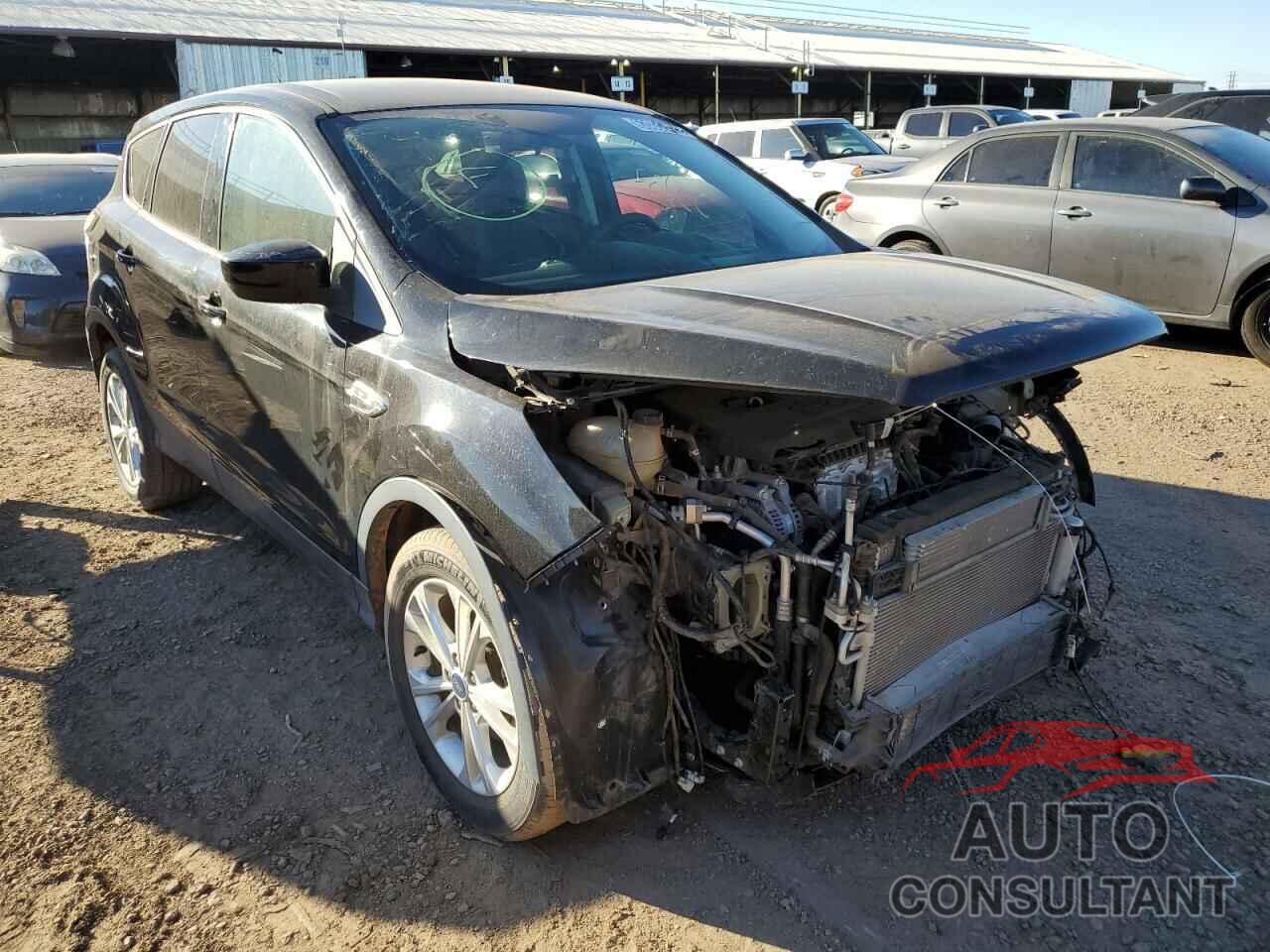 FORD ESCAPE 2017 - 1FMCU0GD0HUC34732
