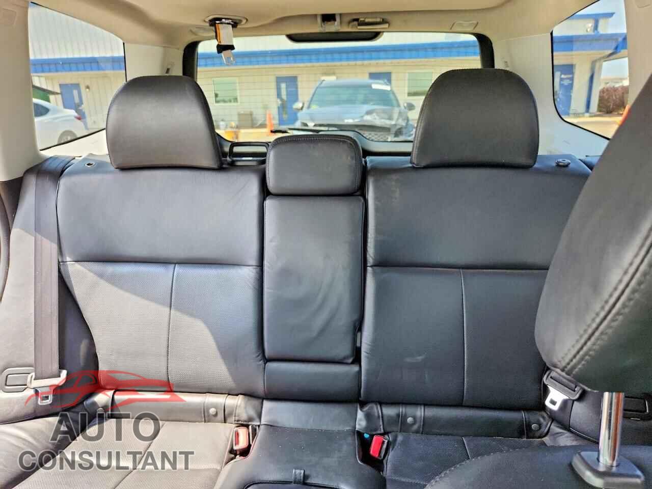 SUBARU FORESTER 2011 - JF2SHBFC5BH714145