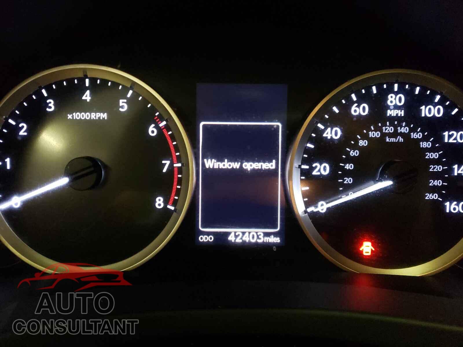LEXUS IS 2016 - JTHBA1D23G5021329