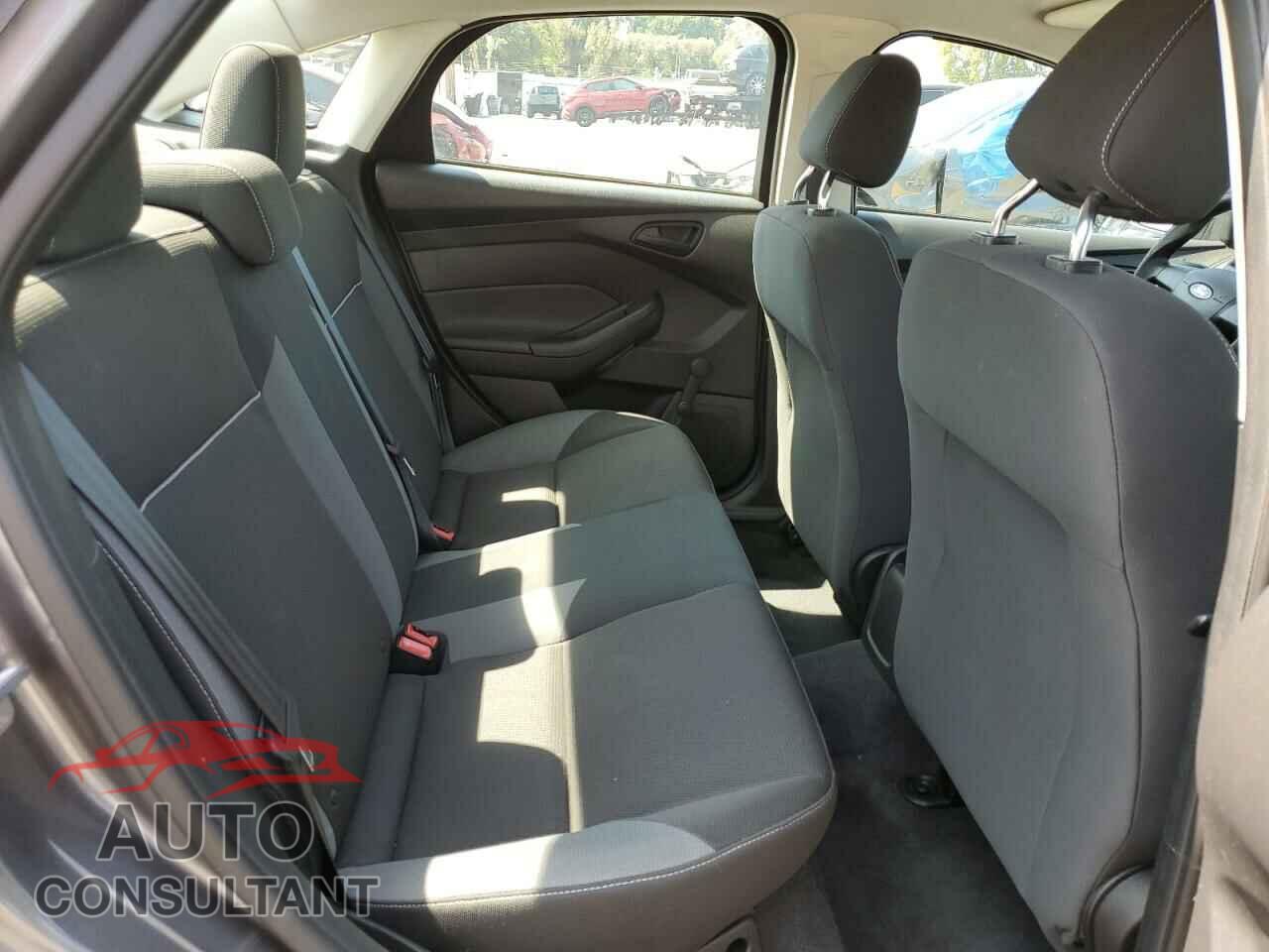 FORD FOCUS 2012 - 1FAHP3E21CL155207