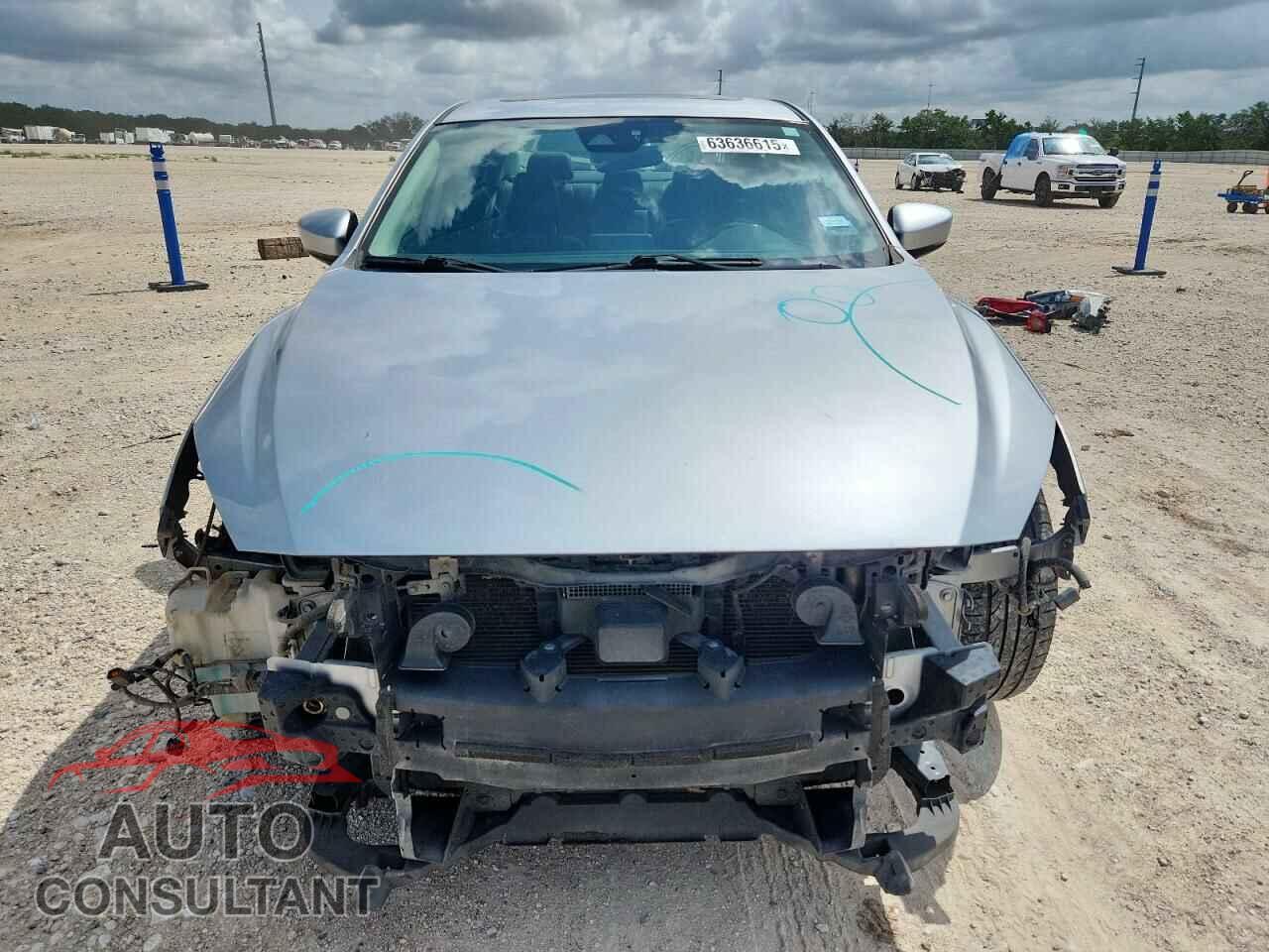 MAZDA 3 2017 - 3MZBN1V73HM104025