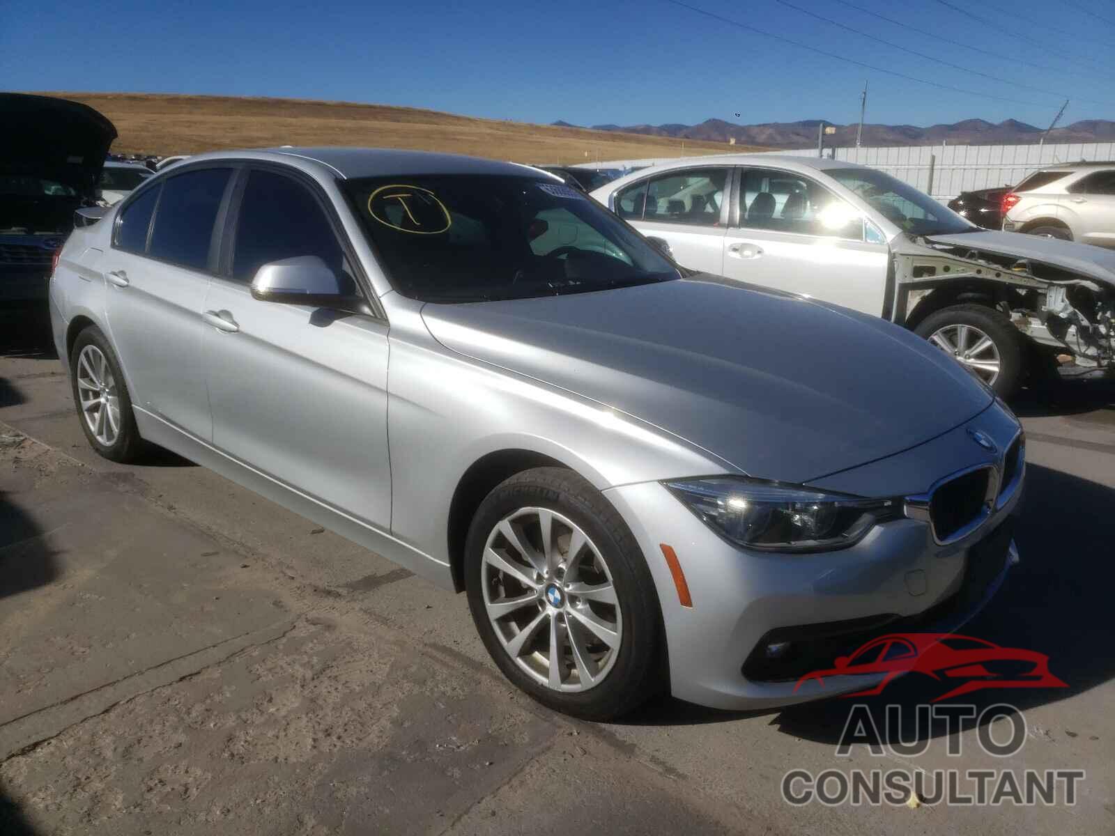 BMW 3 SERIES 2018 - WBA8A3C52JA494928