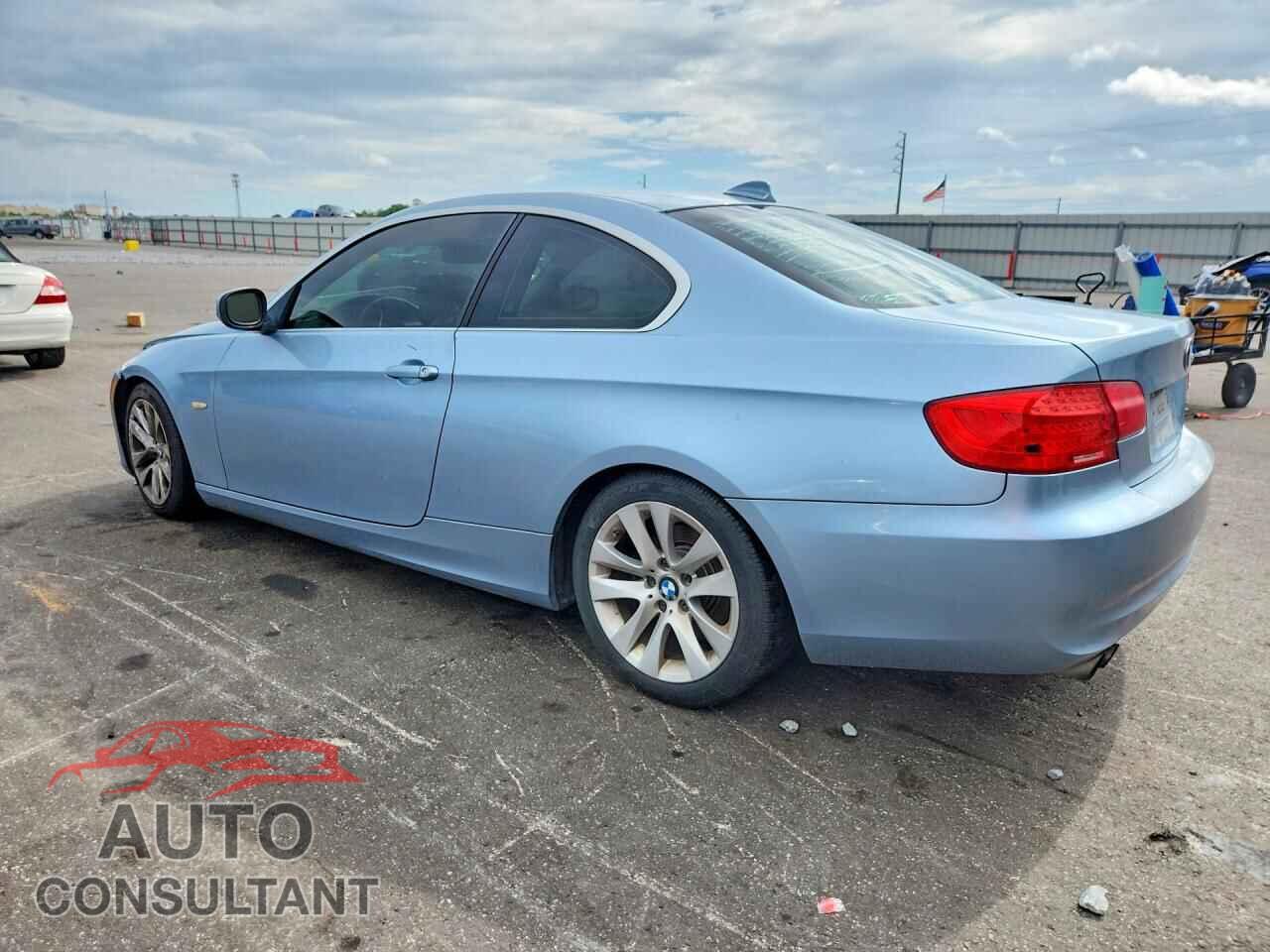 BMW 3 SERIES 2012 - WBAKE3C57CE770347
