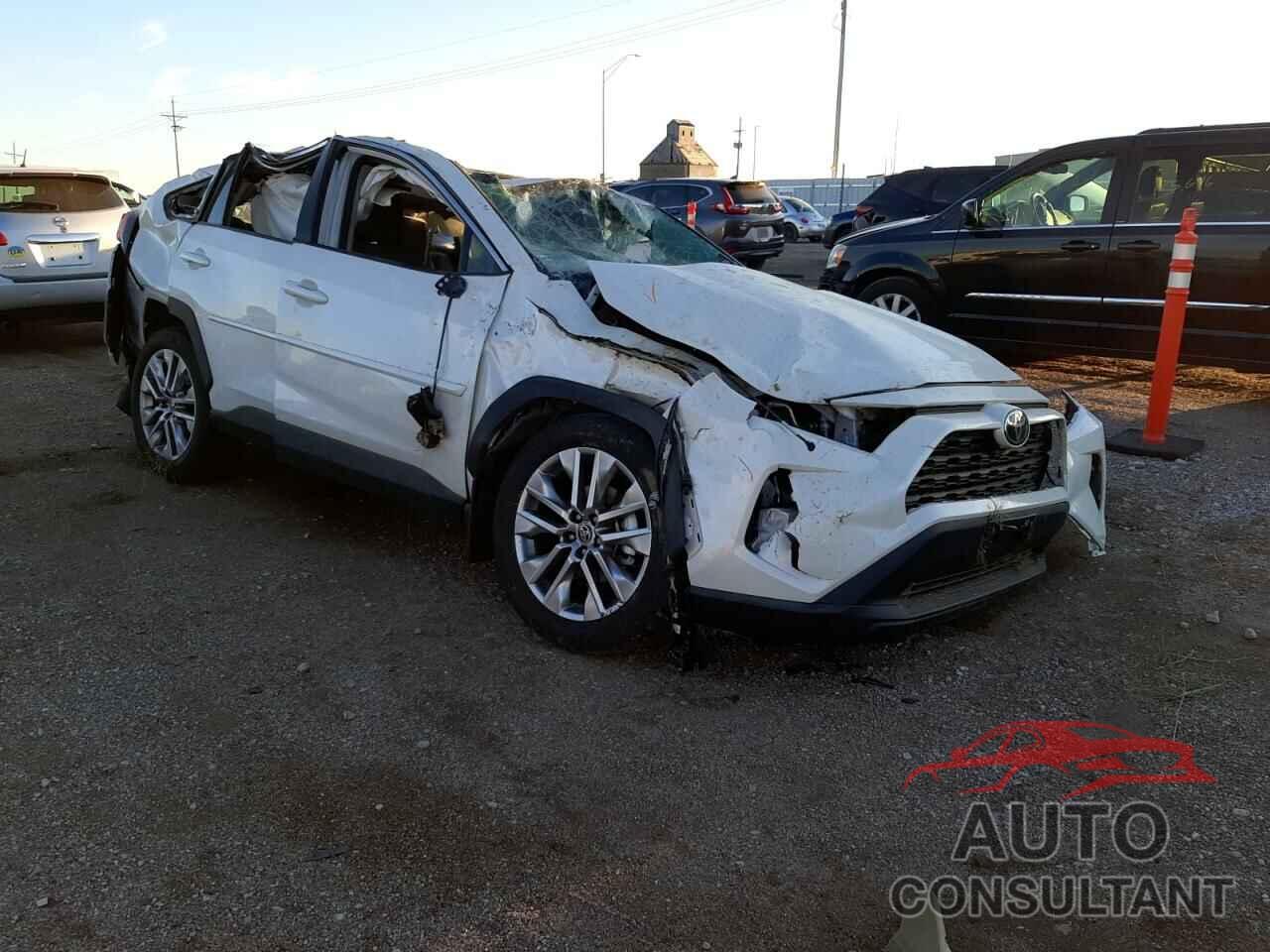 TOYOTA RAV4 2022 - 2T3A1RFV5NW281868