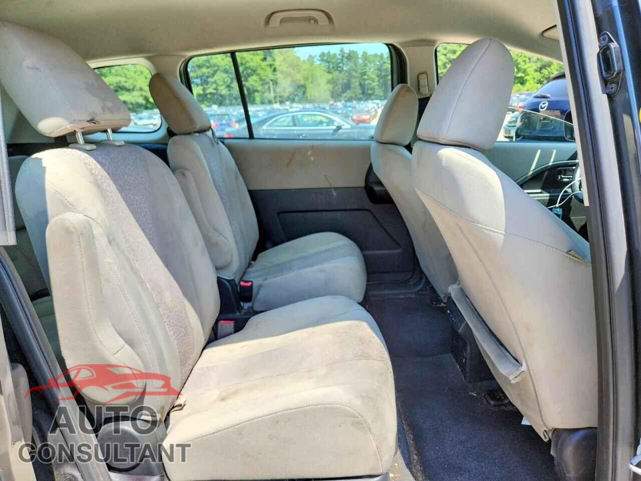 MAZDA 5 2012 - JM1CW2CL2C0107424