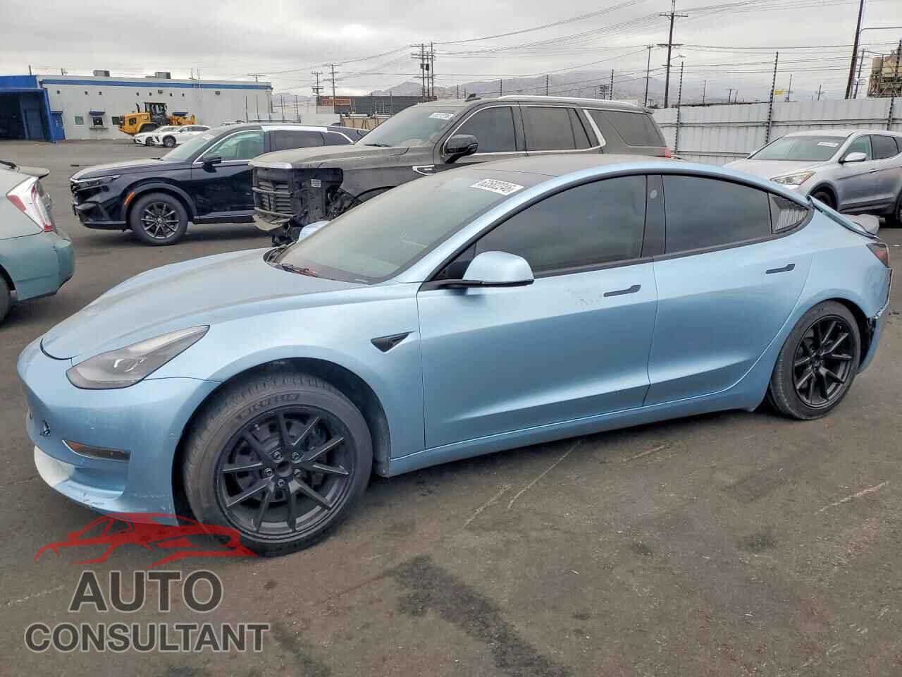 TESLA MODEL 3 2021 - 5YJ3E1EA6MF099114